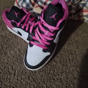 Jordan low tops